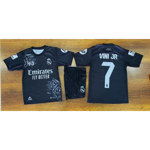8224 Детски футболен комплект Real Madrid VINI JR 7